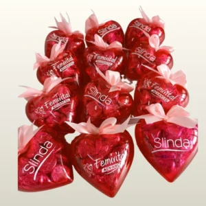 Corazon relleno de Kisses personalizado