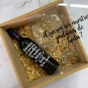 Caja personalizada de madera + Botella de vino personalizada + 2 copas personalizadas